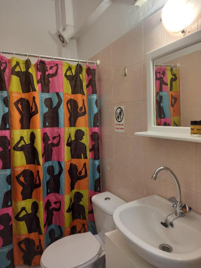 פוליקסטרון Hotel Astro מראה חיצוני תמונה
